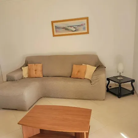 Tylia Apartment *